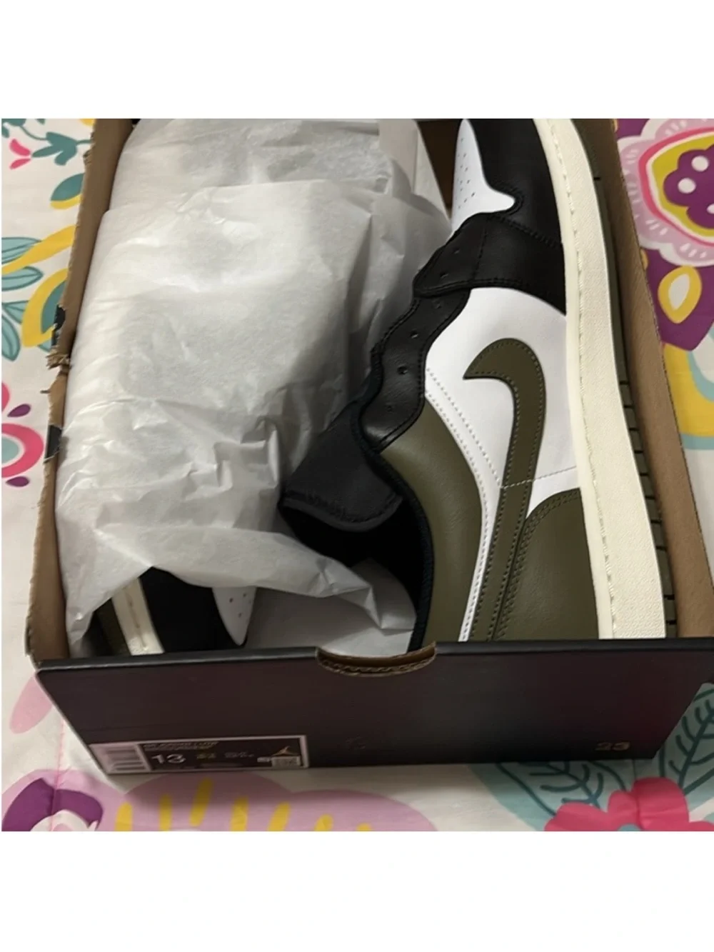 Men’s Air Jordan 1 Low Black, White, Olive Green